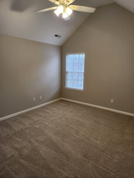 bed 2 - 3876 Parkers Fwy