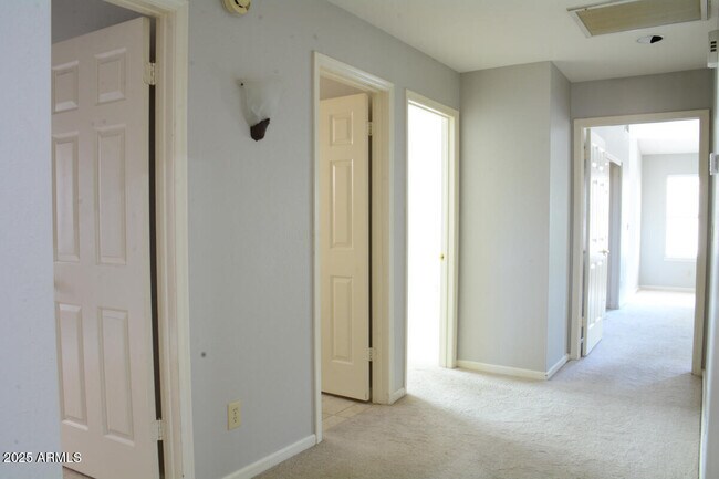 Building Photo - 9548 E Desert Trail