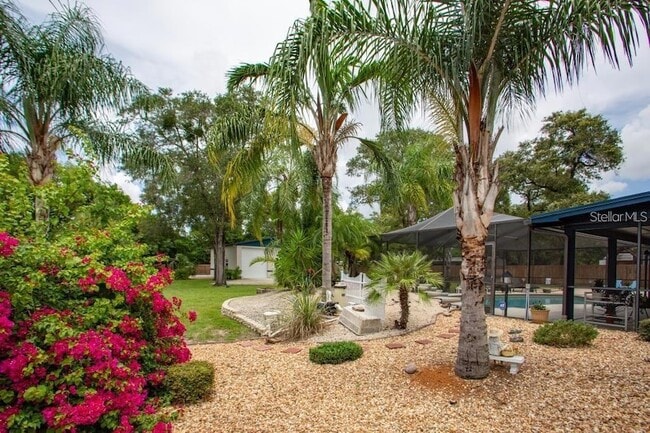 Building Photo - 12802 N 53rd St