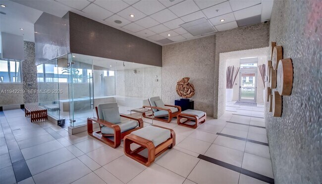 Building Photo - 92 SW 3rd St