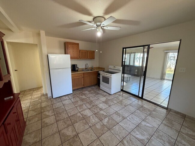 Building Photo - 42 Waikalani Pl