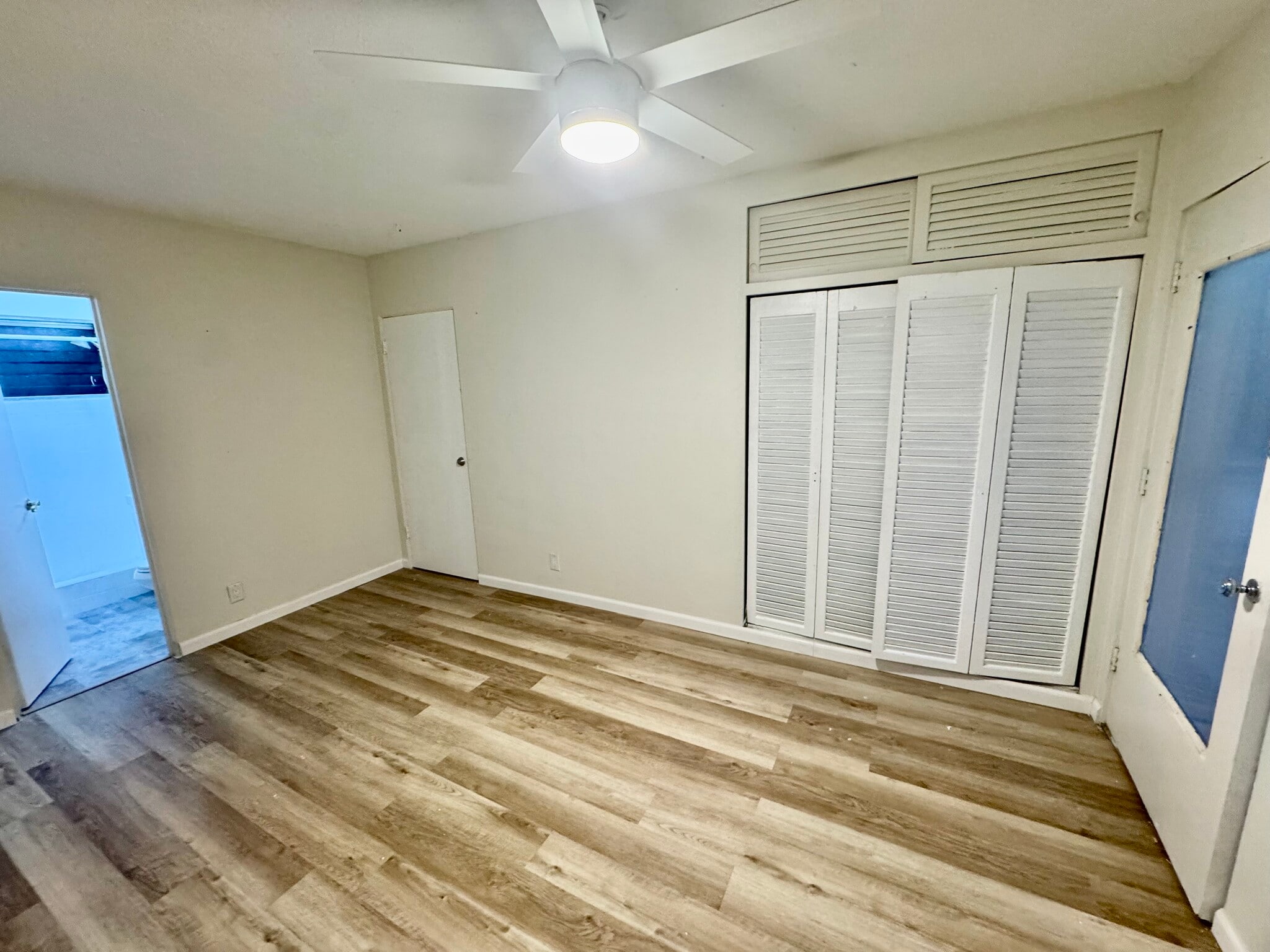 Building Photo - 217 SW 11th Ct