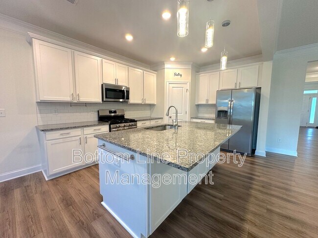 Building Photo - 4487 Fls Lk Dr S W