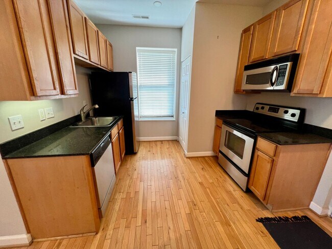 Building Photo - 5653 Waterman Blvd