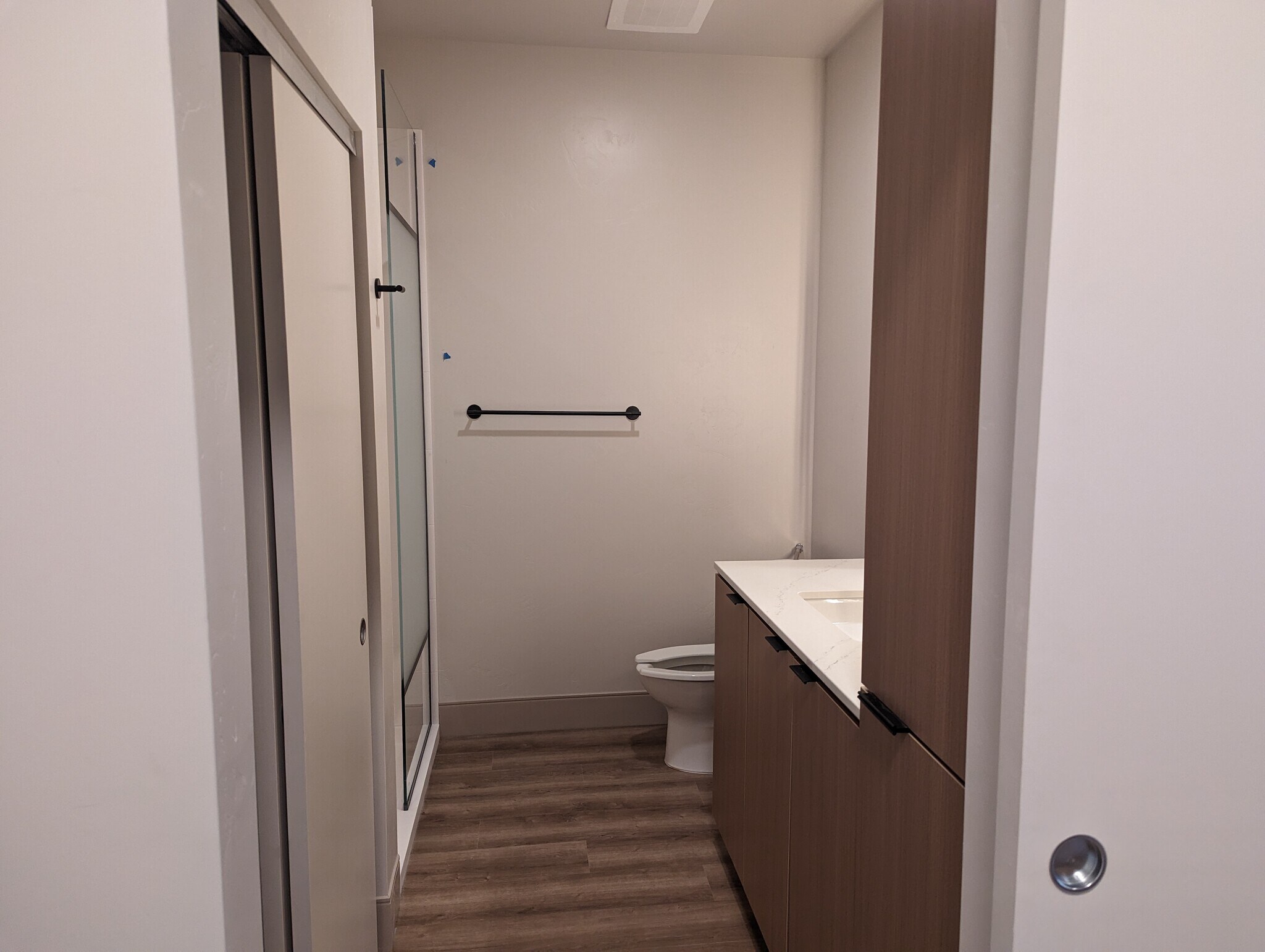 Building Photo - 107 E Little Ave