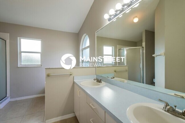 Building Photo - 3 Bedroom Pet-Friendly Home in Davenport, FL with Main Street Renewal