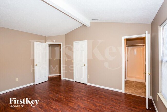 Building Photo - 12645 Roan Ln