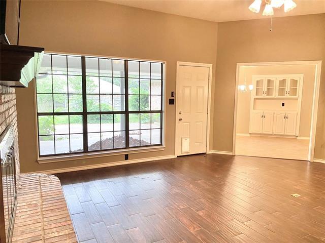 Building Photo - 2300 Alicia Ct
