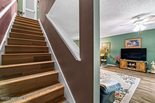 Building Photo - 3519 Rain Forest Dr W