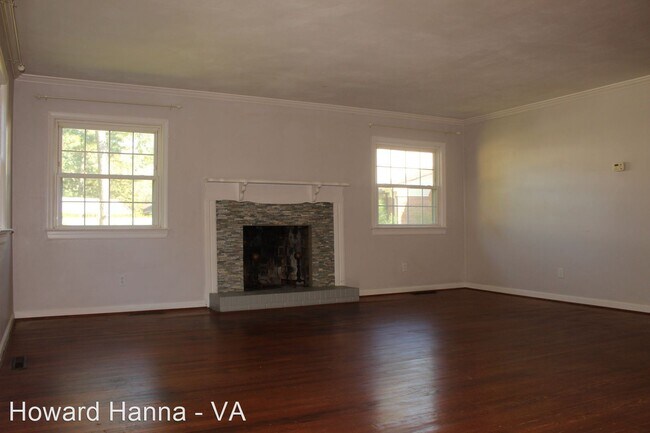 Building Photo - 4 br, 3 bath House - 605 Runnymede Court