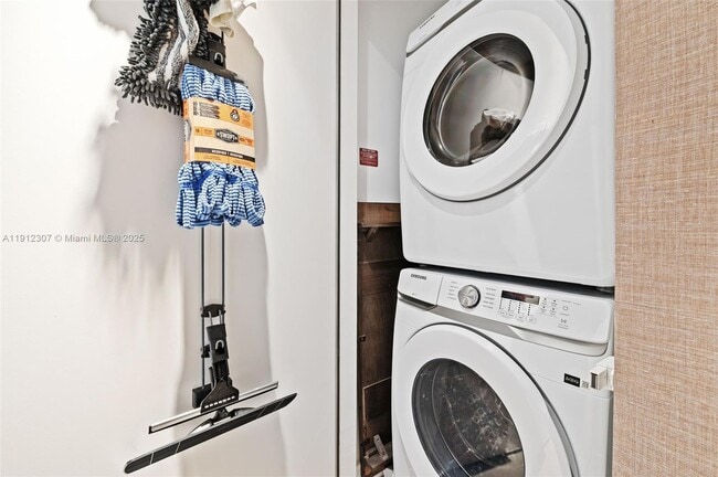 Building Photo - 500 Alton Rd