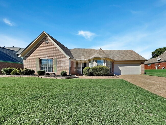 Building Photo - 6472 Daybreak Dr