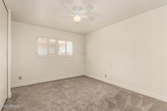 Building Photo - 8730 E Terrace Dr