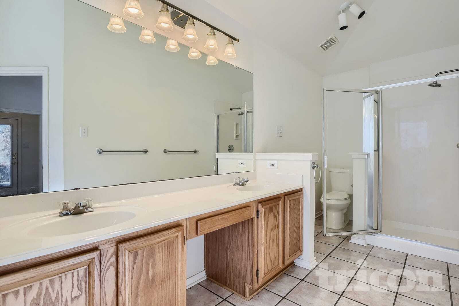 Building Photo - 5933 Sagebrush Trail