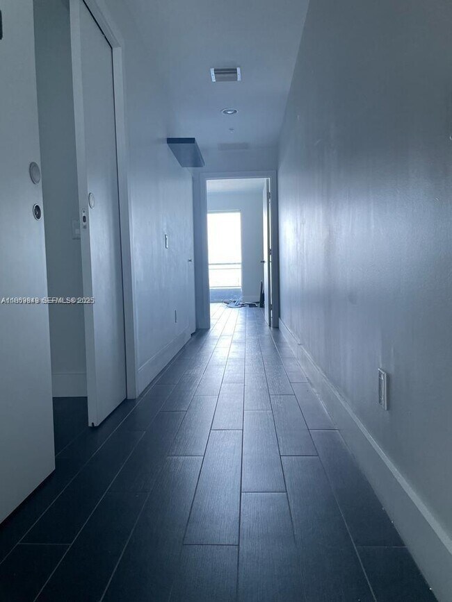 Building Photo - 60 SW 13th St