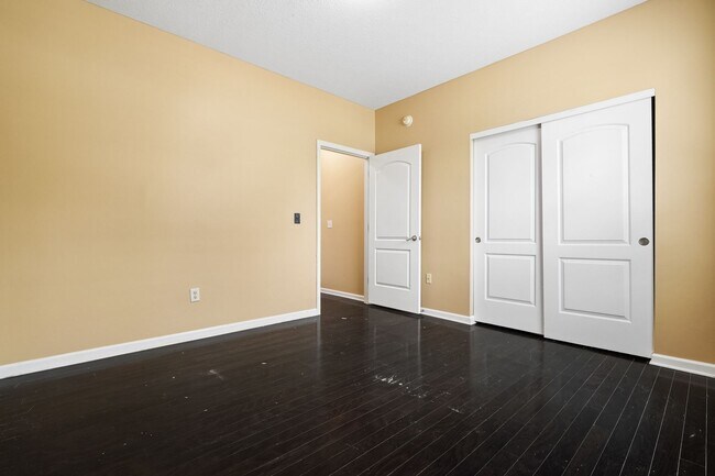 Building Photo - 3842 Carberry Dr