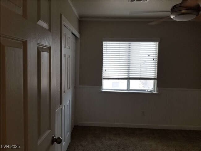 Building Photo - 6447 Oak Savanna Ct