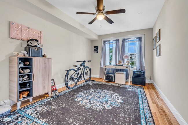 Building Photo - 48 First Ave