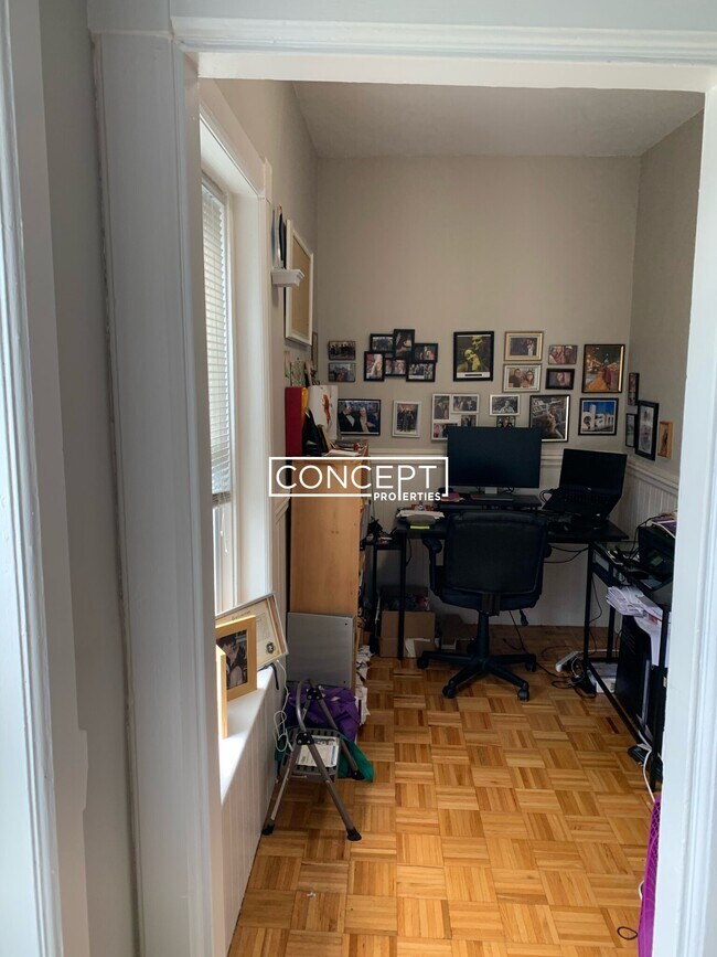 Building Photo - 900 Mass Ave. Unit 8CP