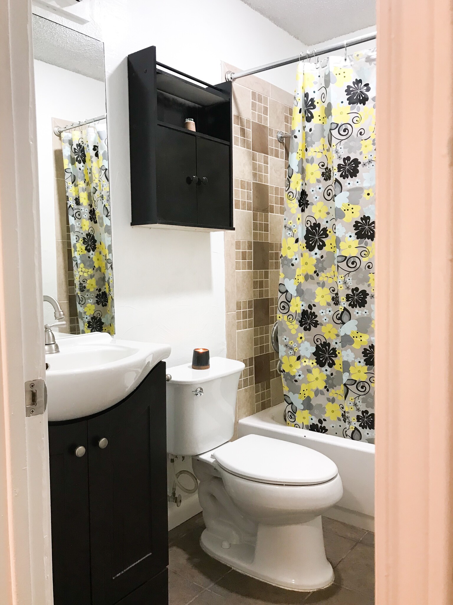 Building Photo - 8757 Birmingham Dr