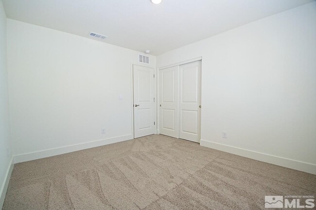 Building Photo - 7885 Taconite Dr