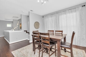 Building Photo - 2003 Wichita St