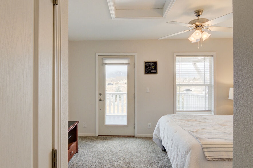 Building Photo - 120 Barnwood Cir