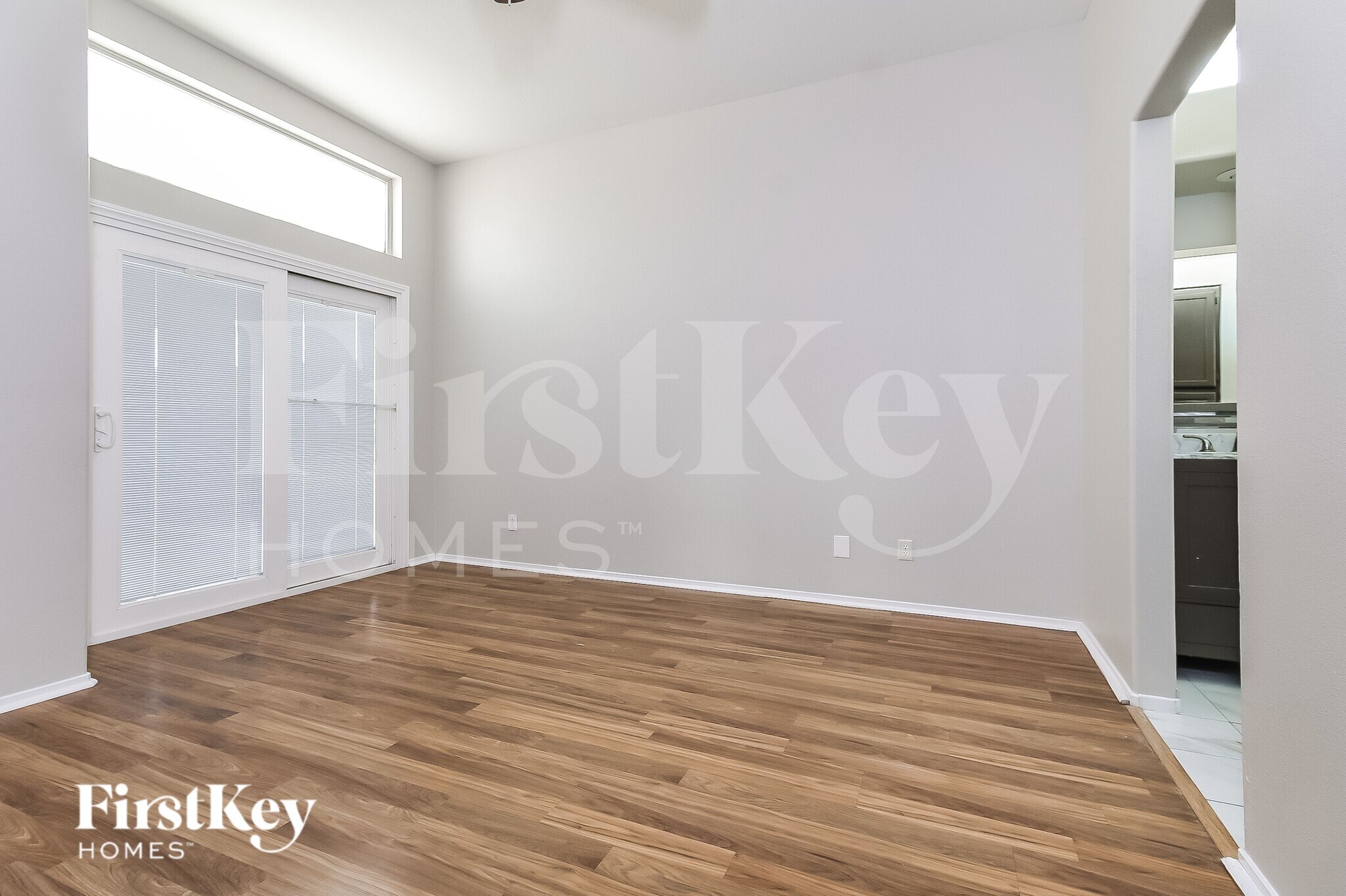 Building Photo - 2412 Silver Shadow Dr