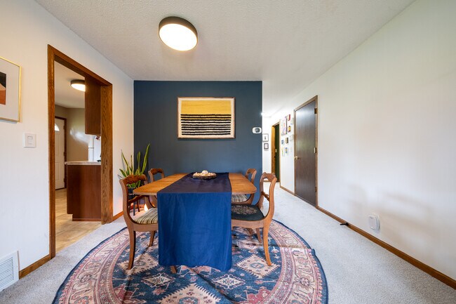 Building Photo - 8636 Aldrich Ave S
