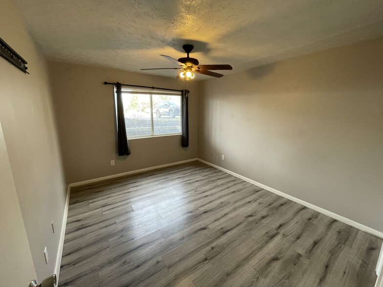 Building Photo - 539 Aspen Glen Dr