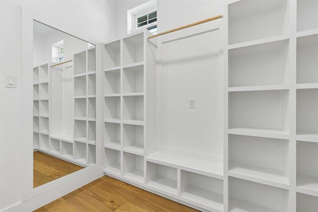 Building Photo - 312 Carrington Dr
