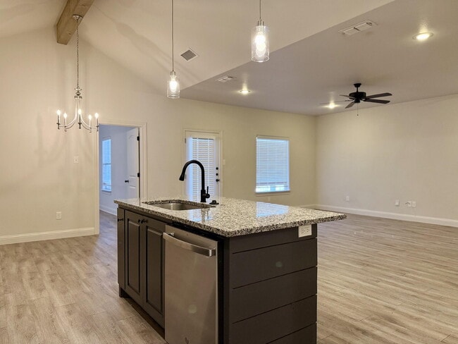 Building Photo - 1708 102nd St