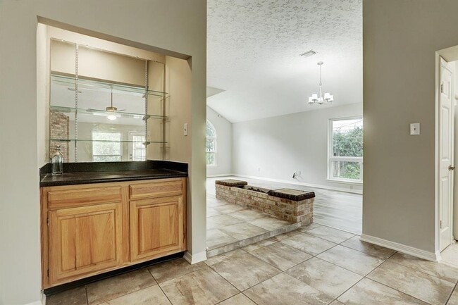 Building Photo - 3826 Carya Cir