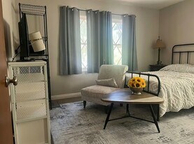 Building Photo - 13729 Philadelphia St