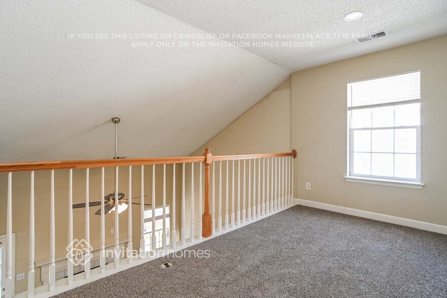 Building Photo - 6239 Day Lilly Ln