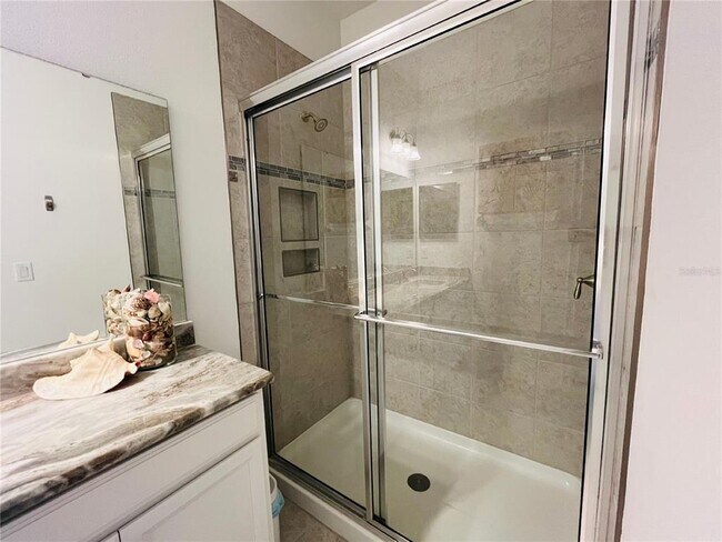 Building Photo - 6264 Great Bear Dr