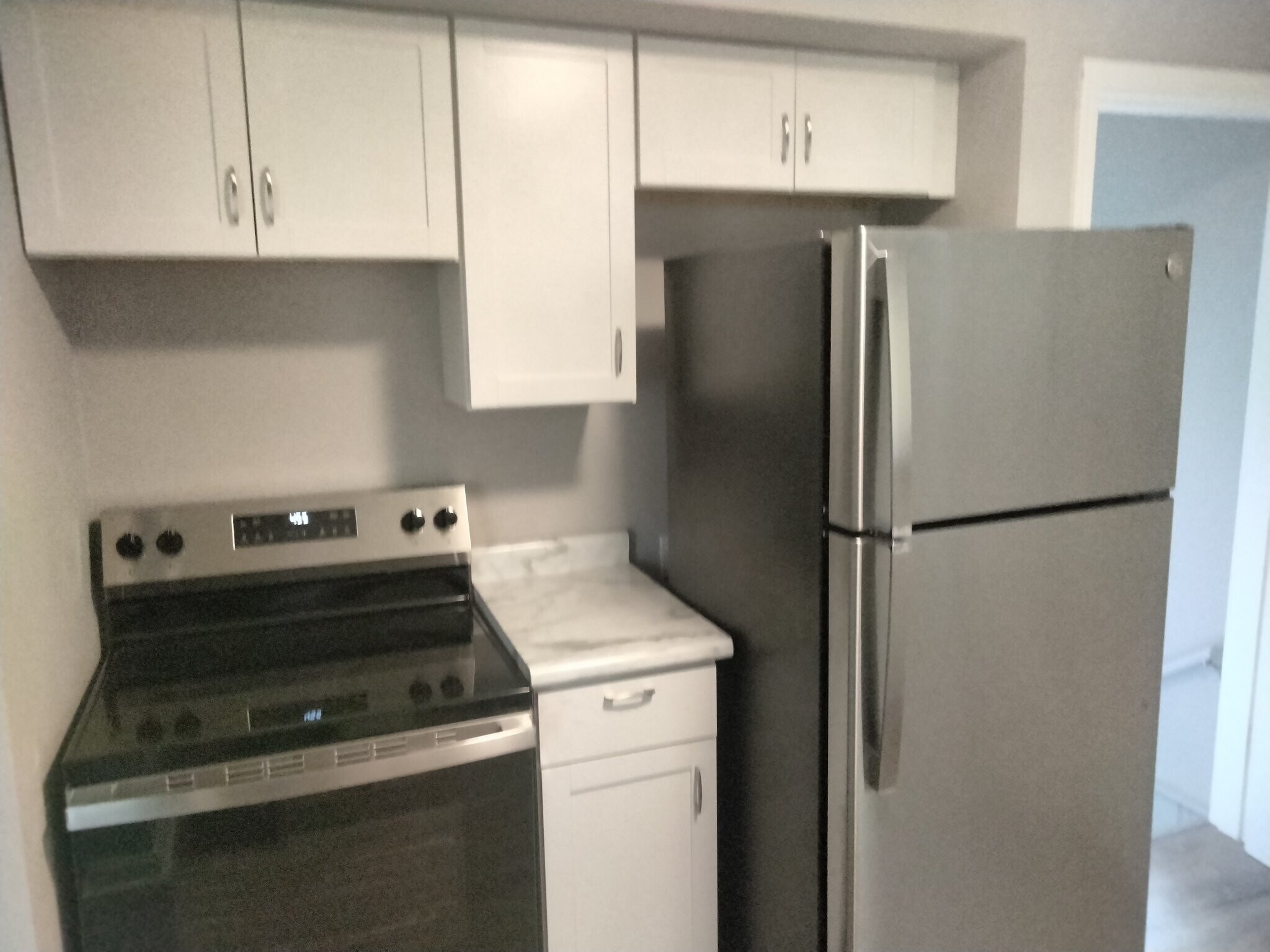 Building Photo - 70 Illona Dr
