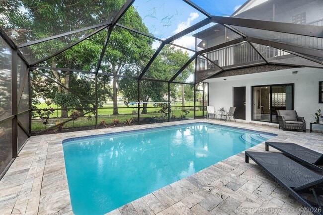 Building Photo - 13645 Exotica Ln