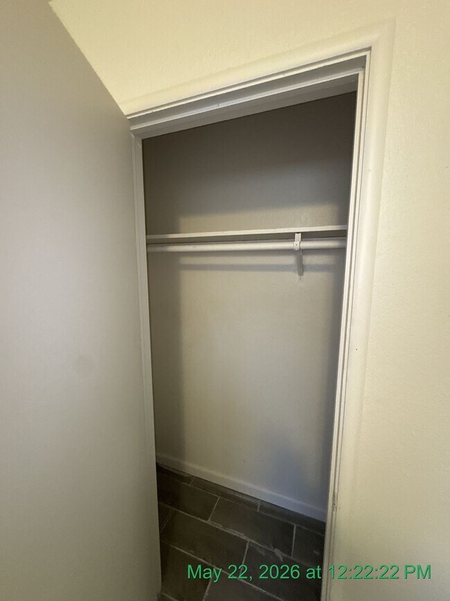 Building Photo - 3236