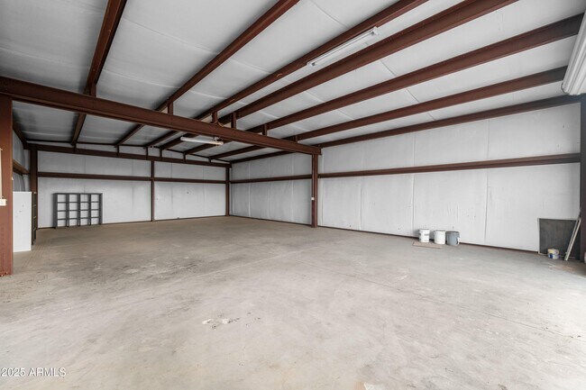 Building Photo - 17707 E Karsten Dr