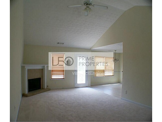 Building Photo - 3168 Meadow Point Dr