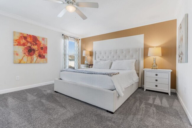 Building Photo - 4718 Kings Castle Cir