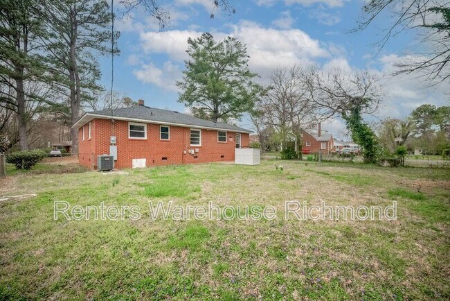 Building Photo - 1431 Yeardley Dr