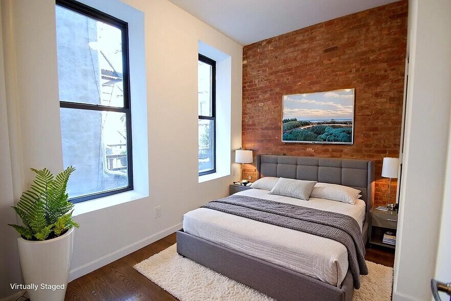 Primary Photo - 254 Broome St