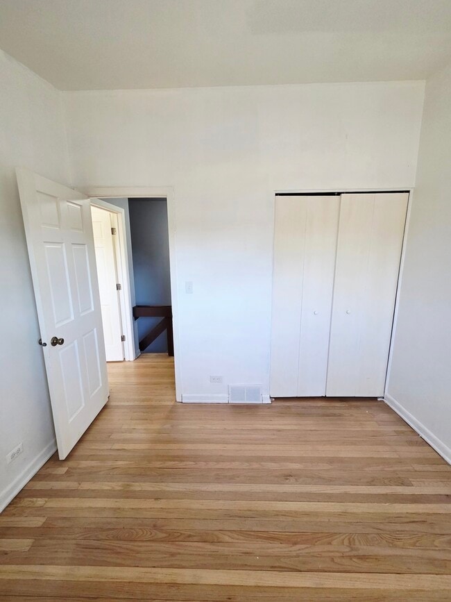 Building Photo - 828 Lavergne Ave