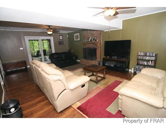 Building Photo - 246 Bayfield Loop