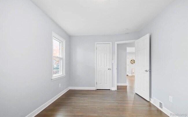 Building Photo - 4214 Berkshire Rd