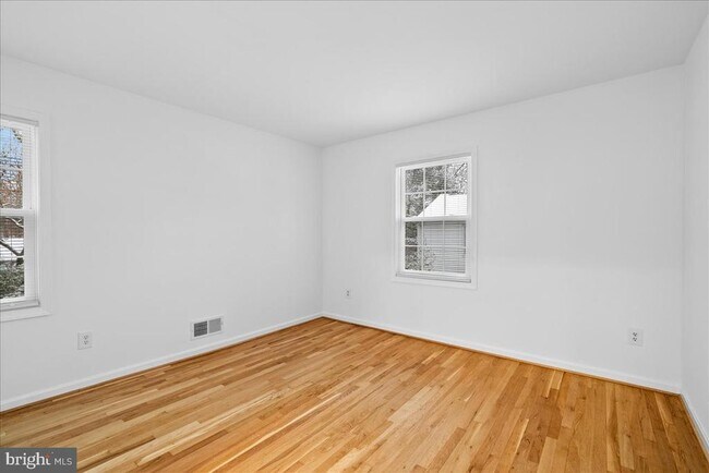 Building Photo - 8608 Greeley Blvd