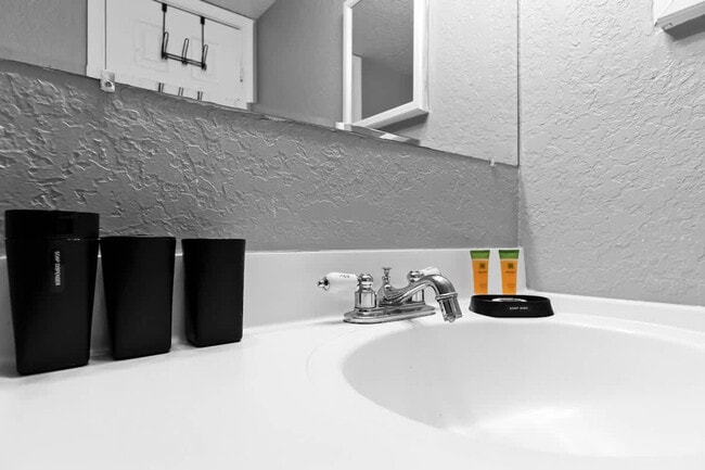 Building Photo - 3151 NW 69th St