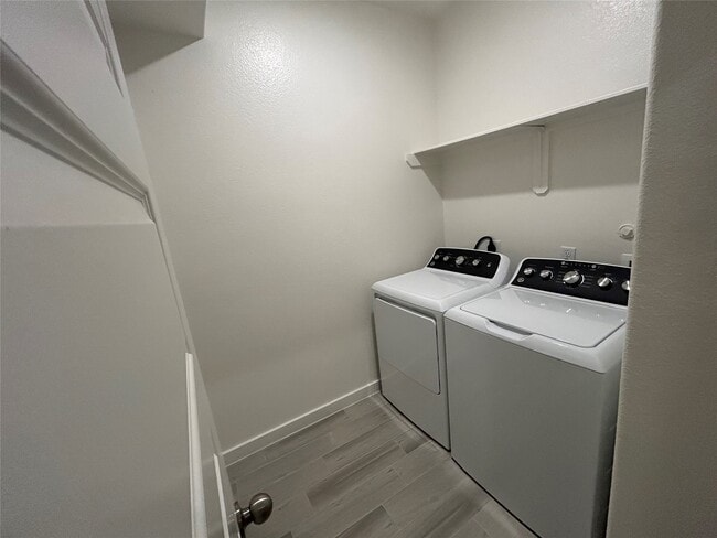 Building Photo - 1511 Revolution Way
